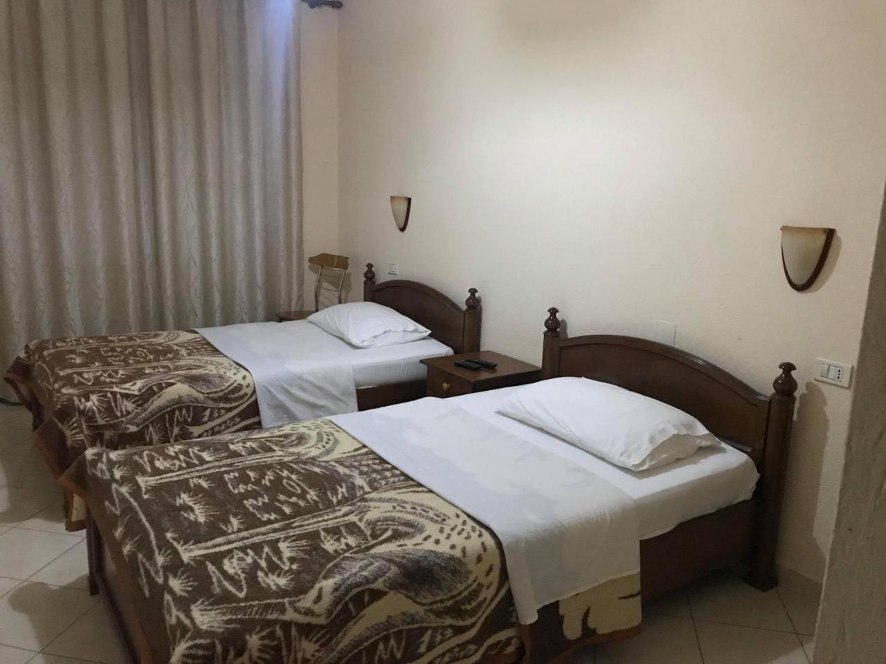 Hotel Belvedere Pogradec Ngoại thất bức ảnh