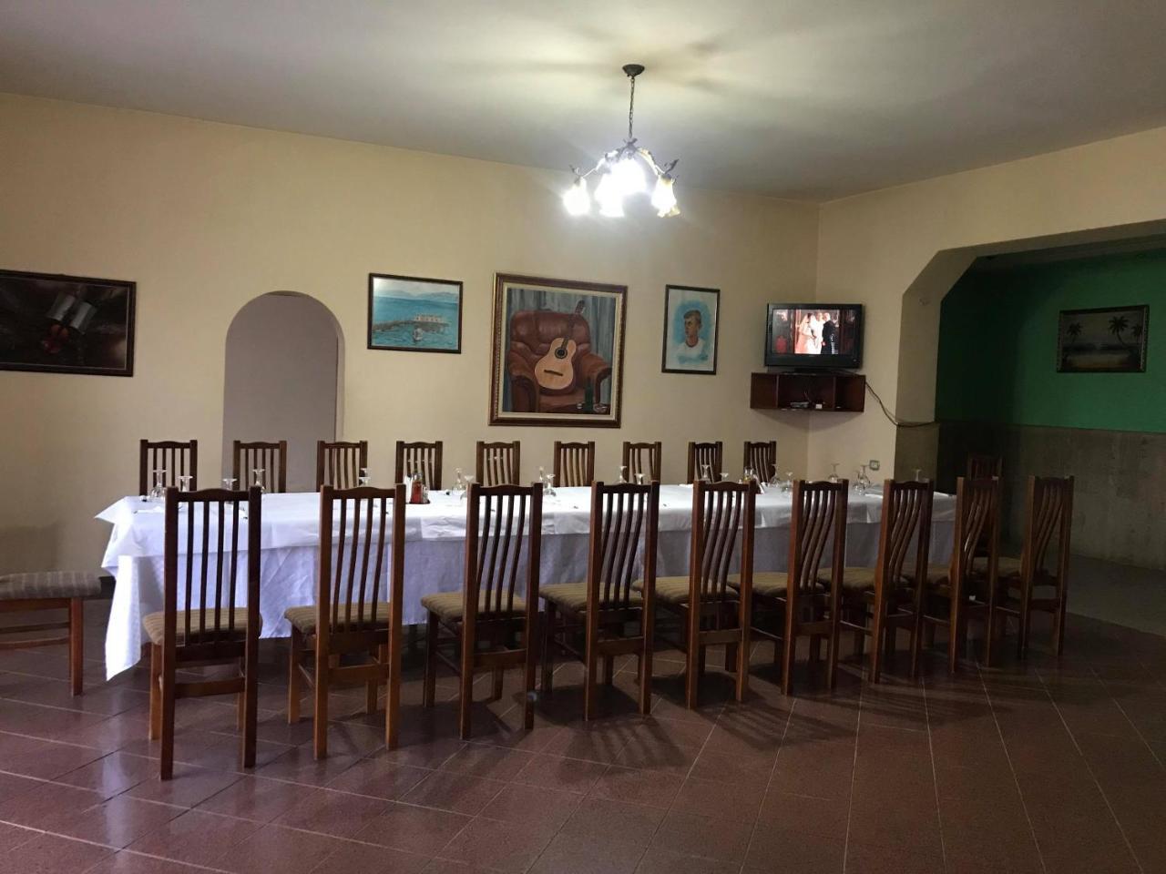 Hotel Belvedere Pogradec Ngoại thất bức ảnh