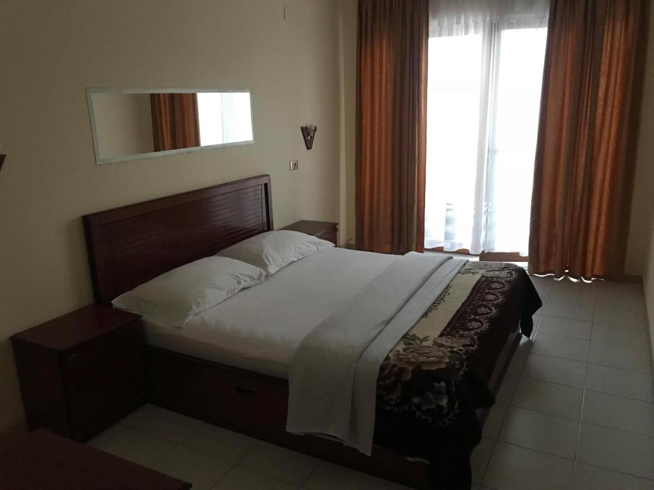 Hotel Belvedere Pogradec Ngoại thất bức ảnh